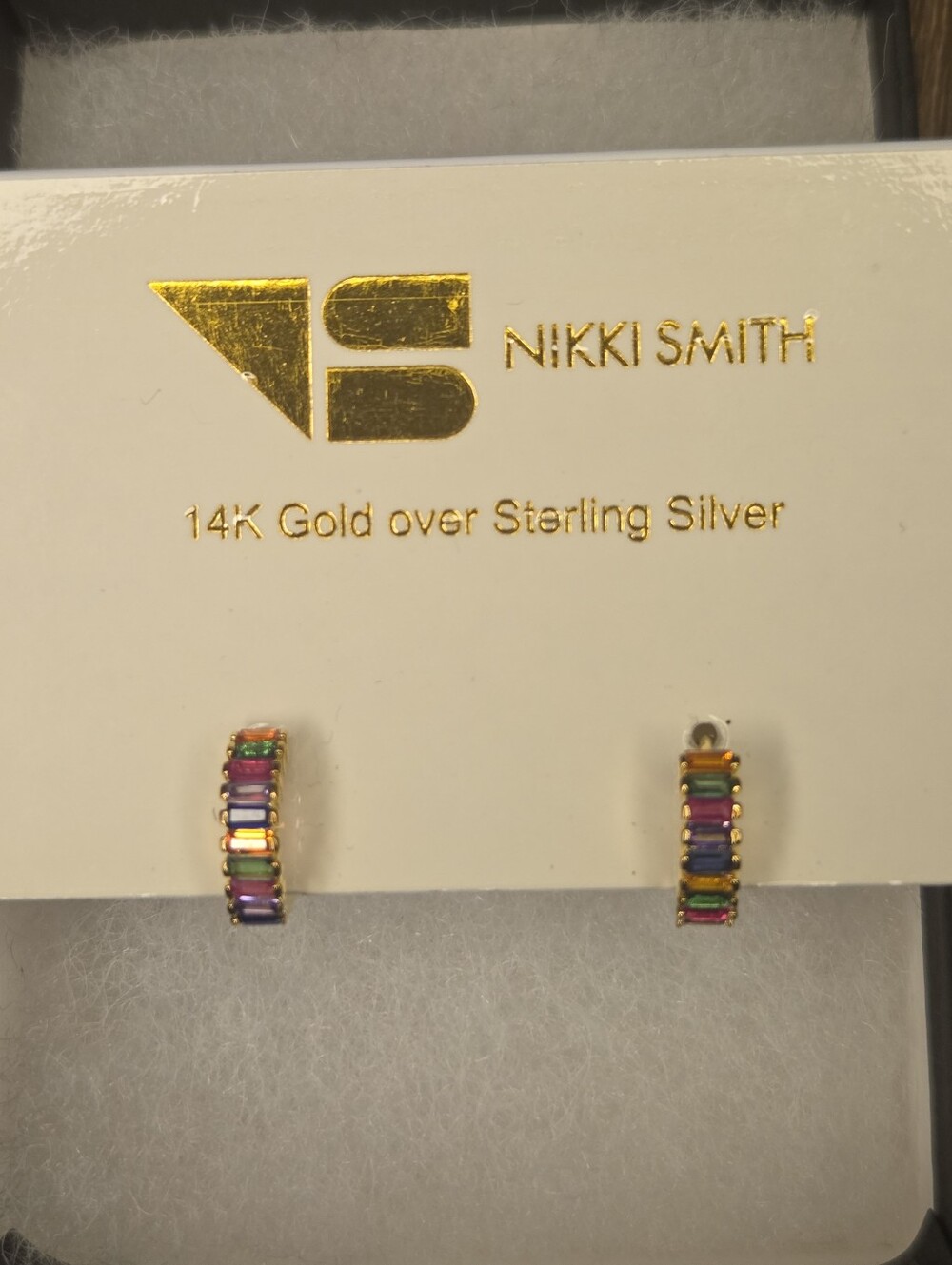 NWT Nikki Smith Rainbow Gem Huggies